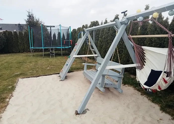 Letnia Przystan -dom Blisko Morza Lebcz